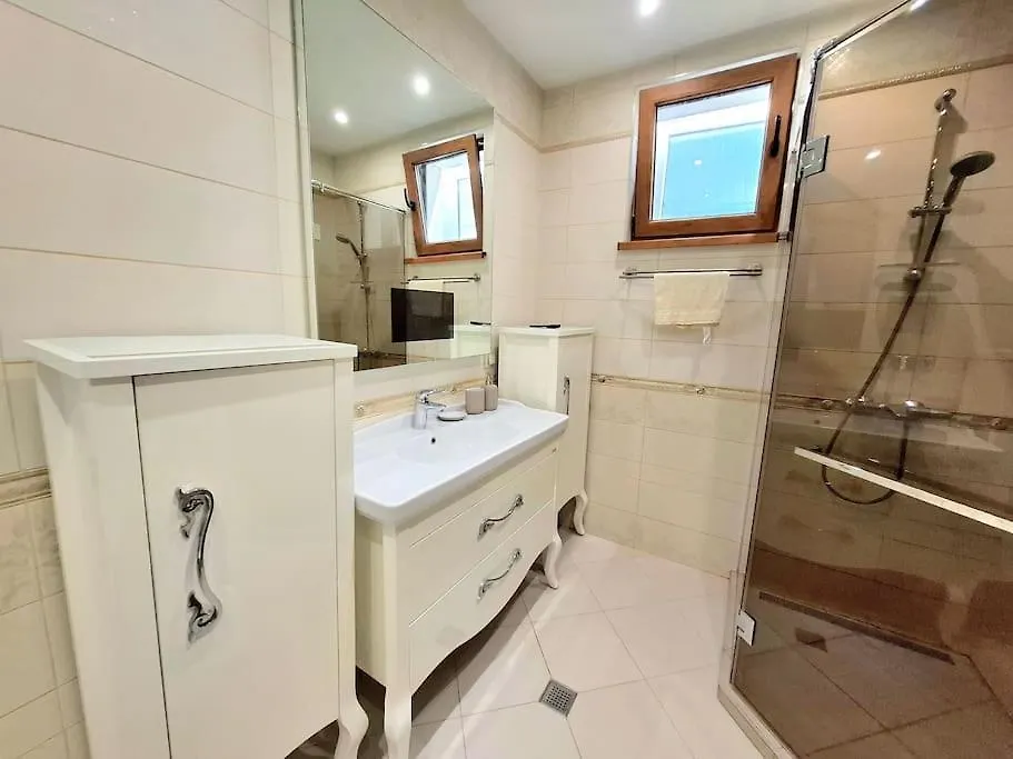 Spacious Prestige Penthouse Varna