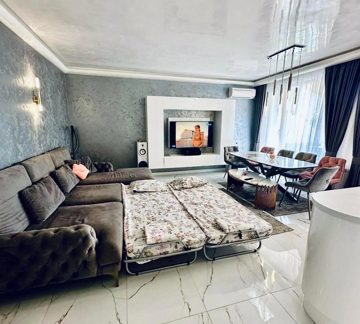 Apartment Spacious Prestige Penthouse Varna